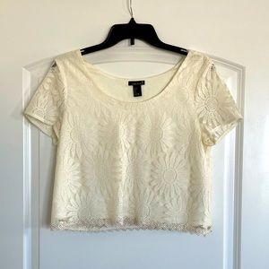 Floral white lace embroidered crop top, size medium